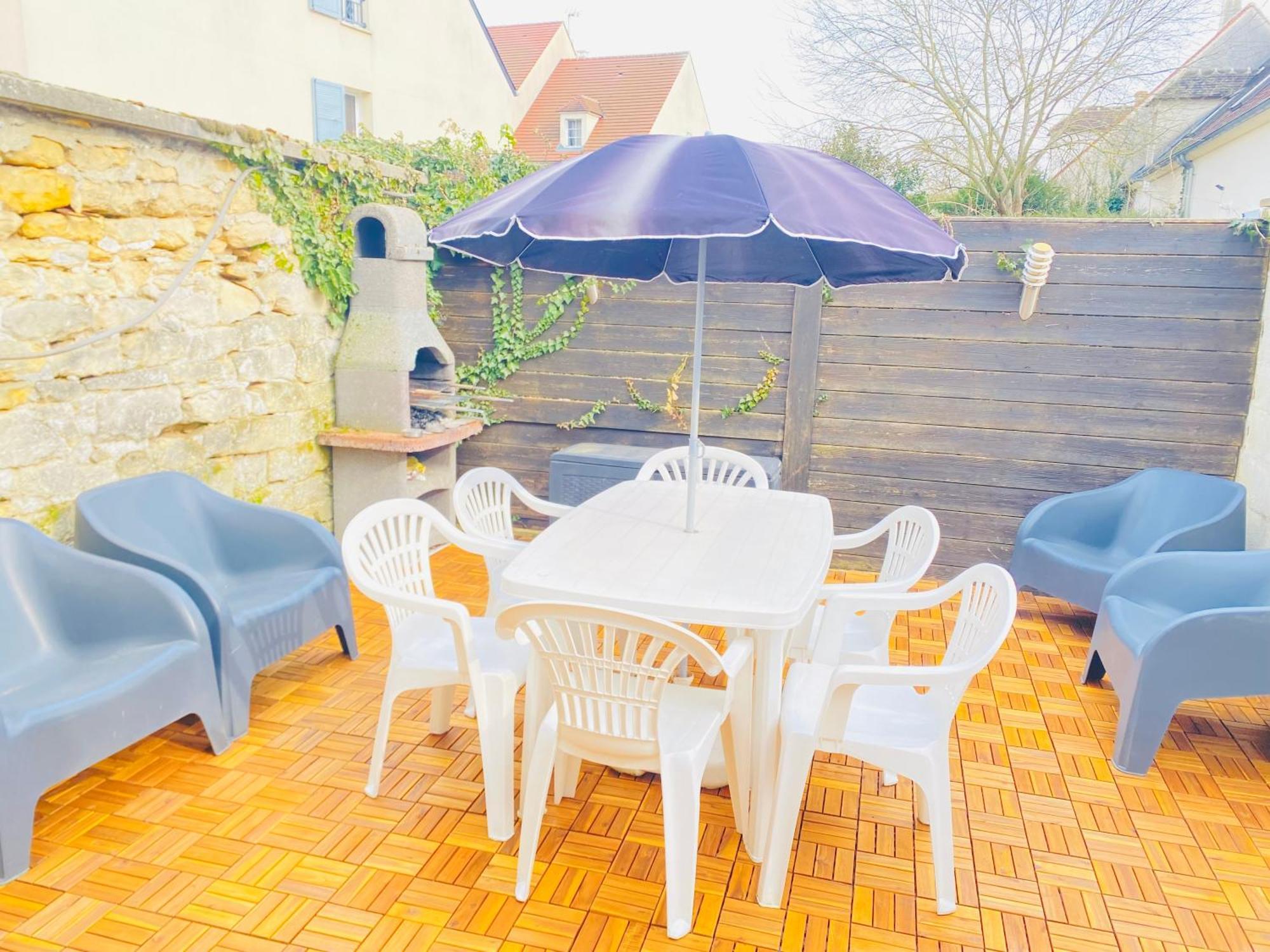 Maison Individuelle Tout Confort Terrasse Exterieur Proche Parc Asterix, Aeroport Roissy Cdg, Paris, Disney, Chateau De Chantilly La Chapelle-en-Serval Exterior foto